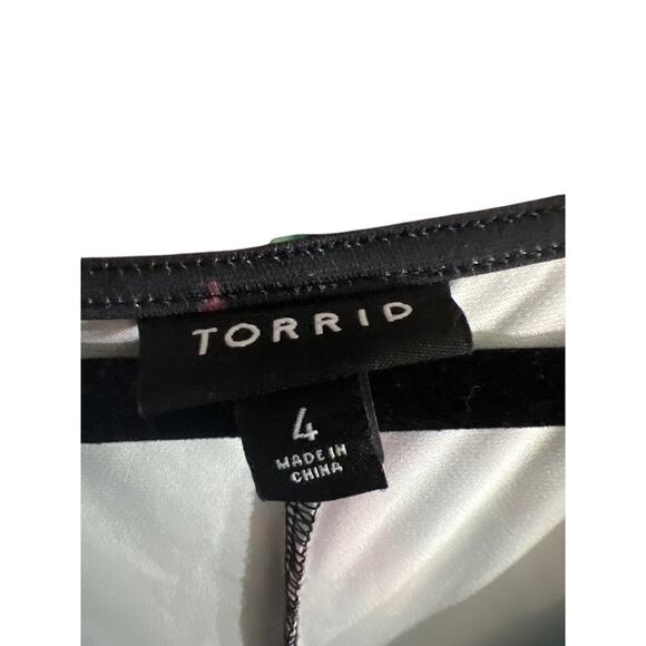 Torrid Womens Plus Mini Studio Knit Cinch Front Skater Dress Butterfly Size 4 4X - Picture 4 of 6